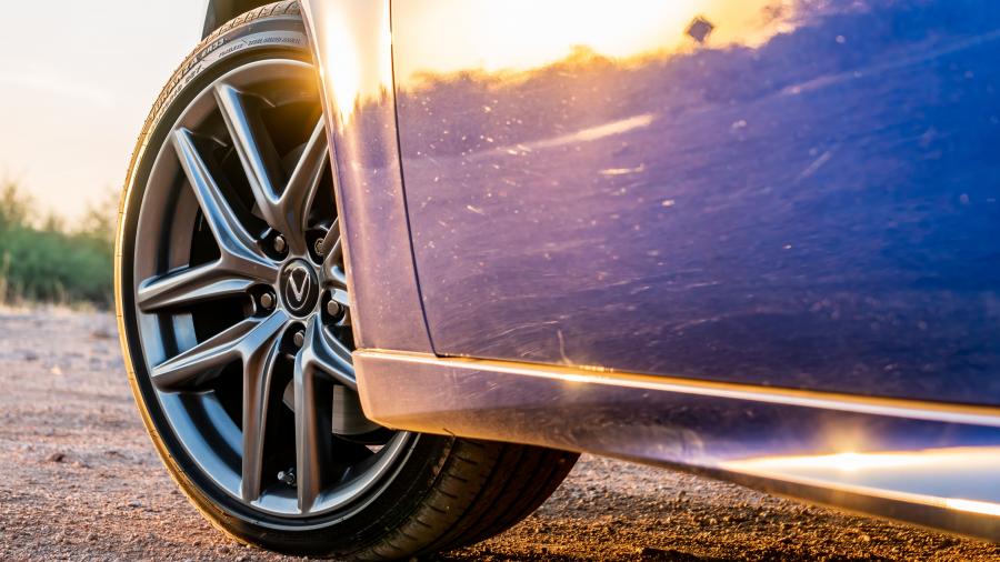 Детали экстерьера Lexus IS350 F-Sport (XE30) 2016 года  (NA) (фото 8 из 32)